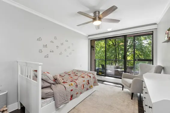 303 1702 Chesterfield Avenue, North Vancouver For Sale - image 19
