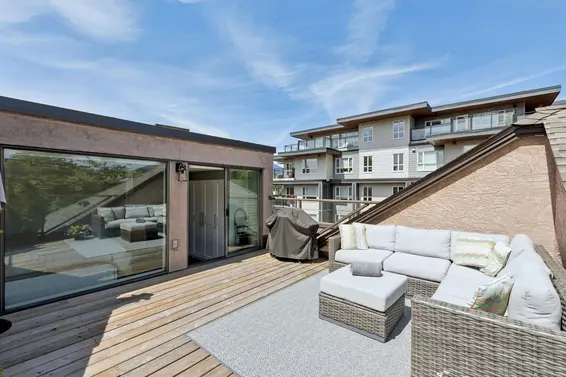 303 1702 Chesterfield Avenue, North Vancouver For Sale - image 35