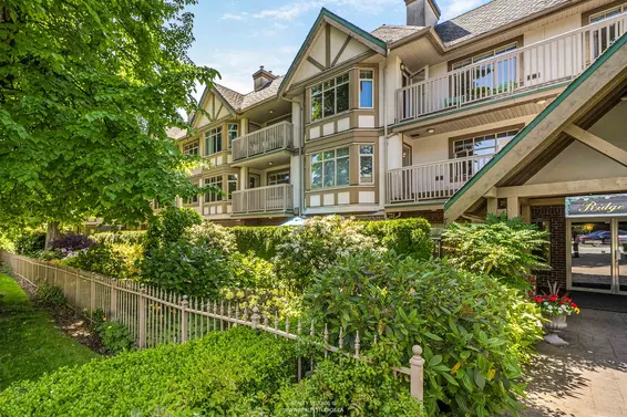 409 2059 Chesterfield Avenue, North Vancouver For Sale - image 2