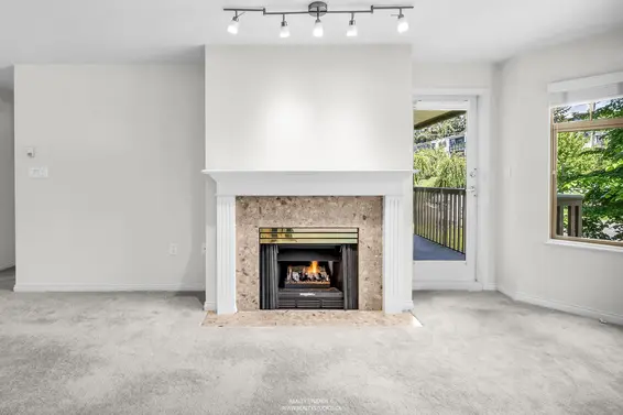 409 2059 Chesterfield Avenue, North Vancouver For Sale - image 8