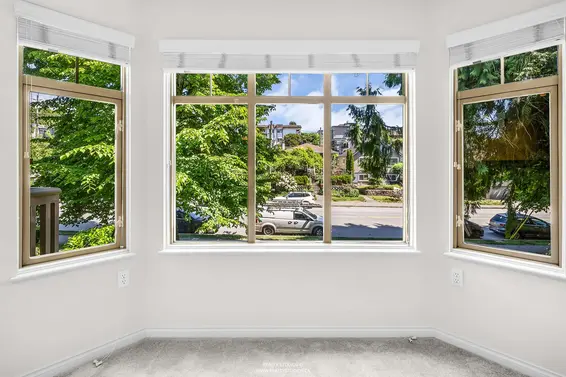 409 2059 Chesterfield Avenue, North Vancouver For Sale - image 9