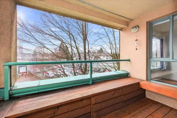 306 223 Mountain Highway, North Vancouver For Sale - image 16