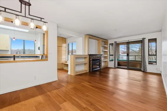 306 223 Mountain Highway, North Vancouver For Sale - image 4