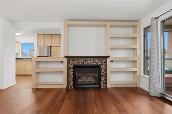 306 223 Mountain Highway, North Vancouver For Sale - image 8