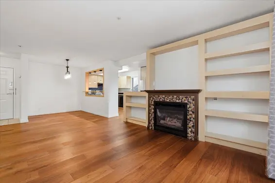 306 223 Mountain Highway, North Vancouver For Sale - image 9