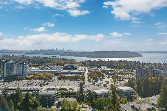 875 Esquimalt Avenue, West Vancouver