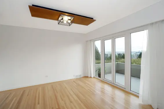 875 Esquimalt Avenue, West Vancouver For Sale - image 10