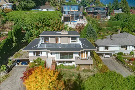 875 Esquimalt Avenue, West Vancouver For Sale - image 2