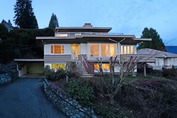 875 Esquimalt Avenue, West Vancouver For Sale - image 31