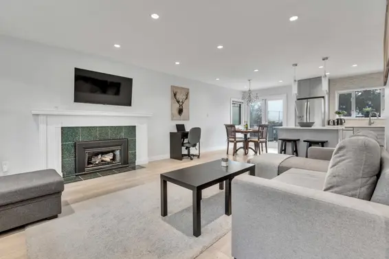 409 West 27th Street, North Vancouver For Sale - image 10
