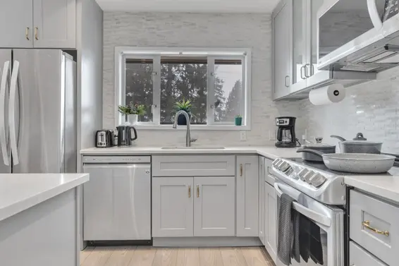 409 West 27th Street, North Vancouver For Sale - image 18