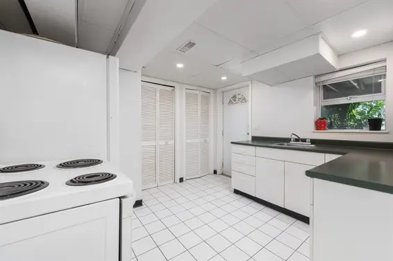 409 West 27th Street, North Vancouver For Sale - image 36