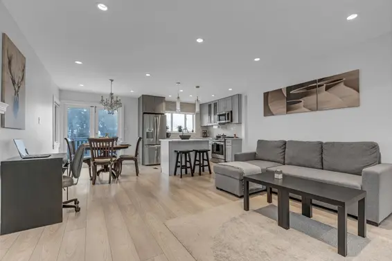409 West 27th Street, North Vancouver For Sale - image 7