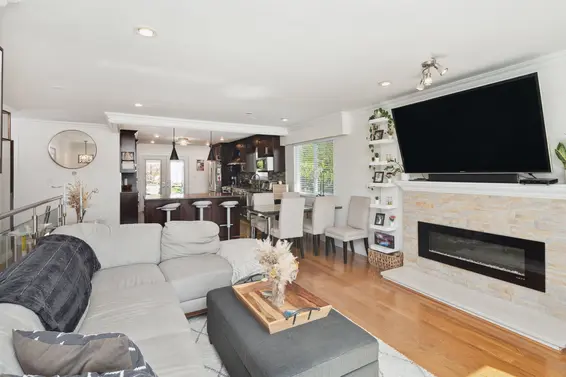 1130 West 17th Street, North Vancouver For Sale - image 8