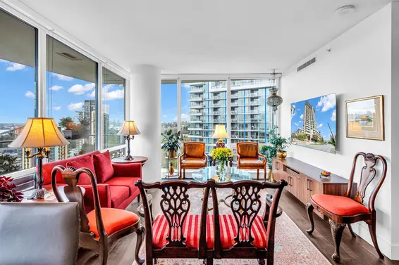 2107 1550 Fern Street, North Vancouver For Sale - image 10