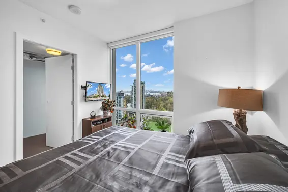 2107 1550 Fern Street, North Vancouver For Sale - image 14