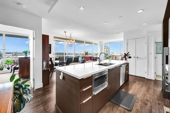 2107 1550 Fern Street, North Vancouver For Sale - image 22