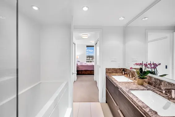 2107 1550 Fern Street, North Vancouver For Sale - image 23