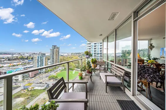 2107 1550 Fern Street, North Vancouver For Sale - image 5