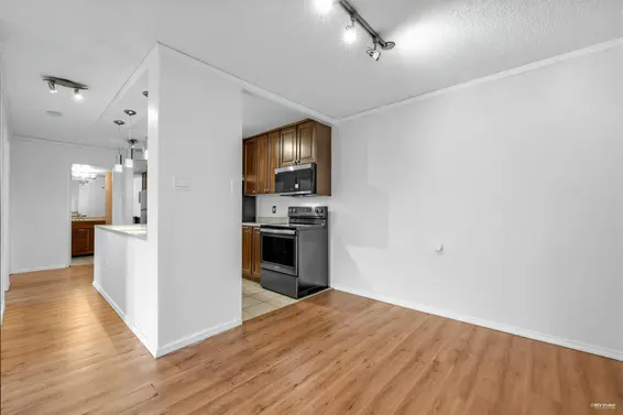 707 2008 Fullerton Avenue, North Vancouver For Sale - image 9