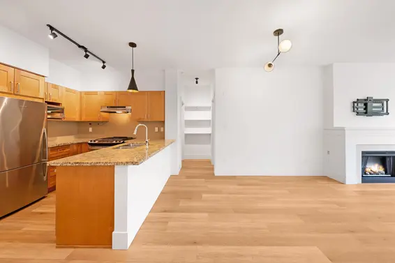 103 1111 East 27th Street, North Vancouver For Sale - image 5