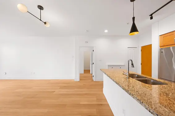 103 1111 East 27th Street, North Vancouver For Sale - image 6