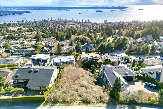 1484 Camridge Road, West Vancouver For Sale - image 4