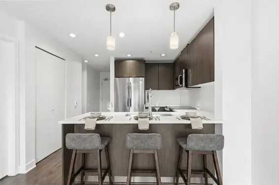 511 733 West 3rd Street, North Vancouver For Sale - image 8