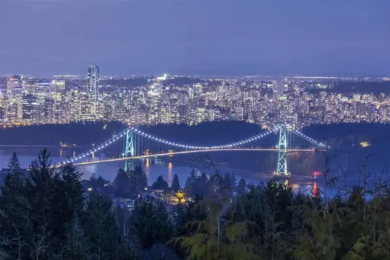 1375 Burnside Road, West Vancouver