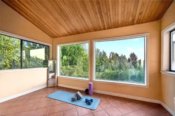 1375 Burnside Road, West Vancouver For Sale - image 14