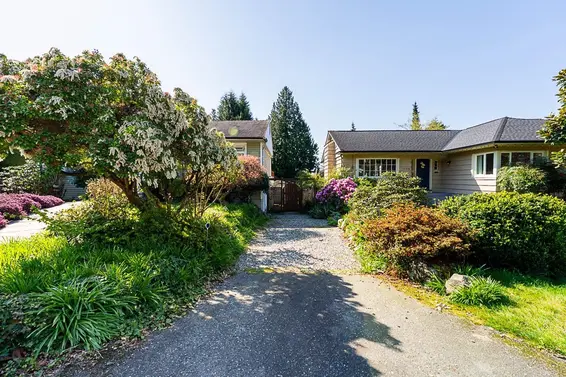 1126 Kings Avenue, West Vancouver For Sale - image 4