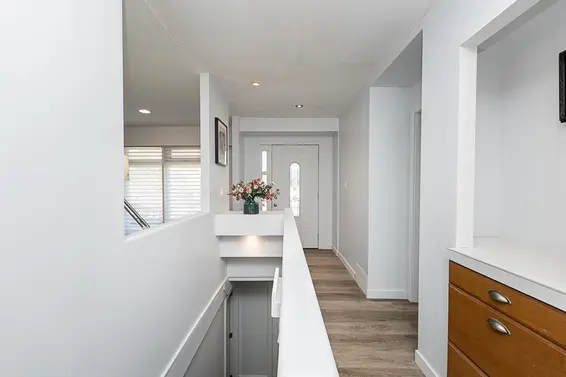 1126 Kings Avenue, West Vancouver For Sale - image 6