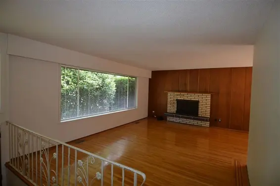 929 Prospect Avenue, North Vancouver For Sale - image 3