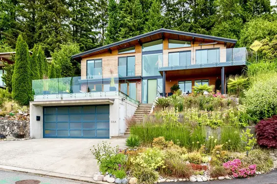 5164 Madeira Court, North Vancouver For Sale - image 2
