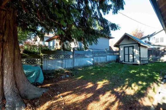 448 Lyon Place, North Vancouver For Sale - image 17