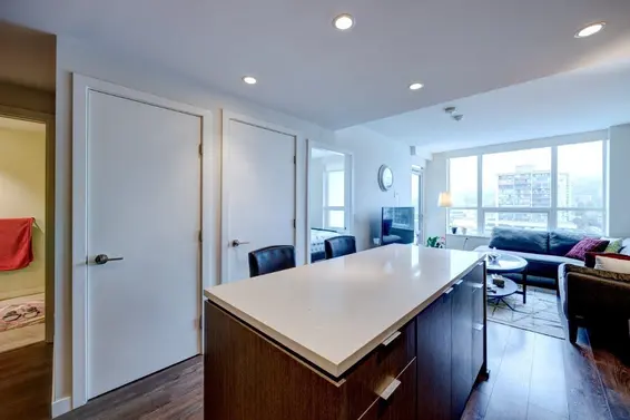 908 125 East 14th Street, North Vancouver For Sale - image 5