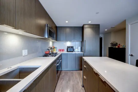 908 125 East 14th Street, North Vancouver For Sale - image 7