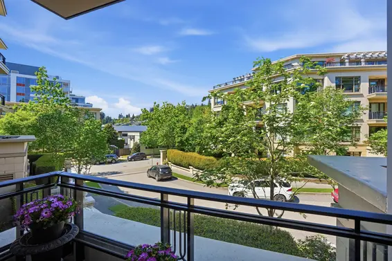 203 540 Waters Edge Crescent, West Vancouver For Sale - image 13