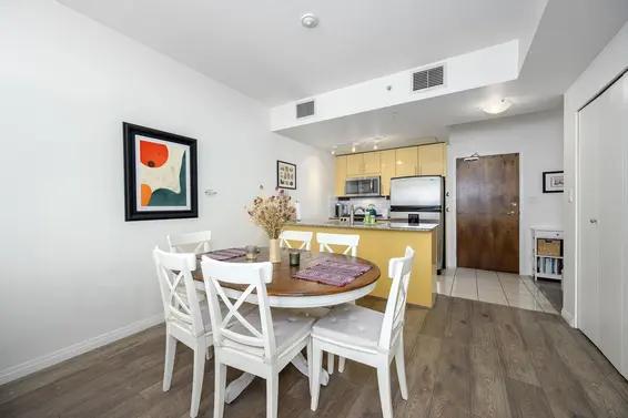 405 168 East Esplanade, North Vancouver For Sale - image 6