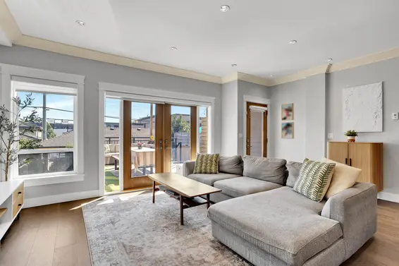 545 East 4th Street, North Vancouver For Sale - image 15