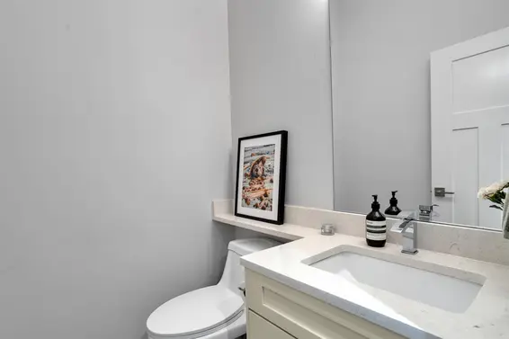 545 East 4th Street, North Vancouver For Sale - image 20
