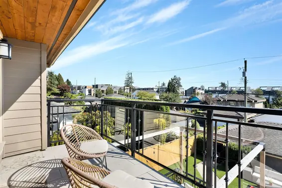 545 East 4th Street, North Vancouver For Sale - image 25