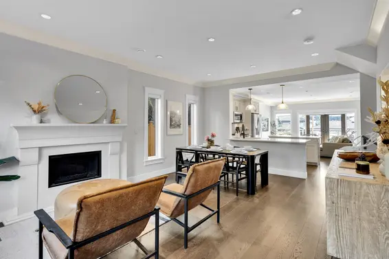 545 East 4th Street, North Vancouver For Sale - image 5