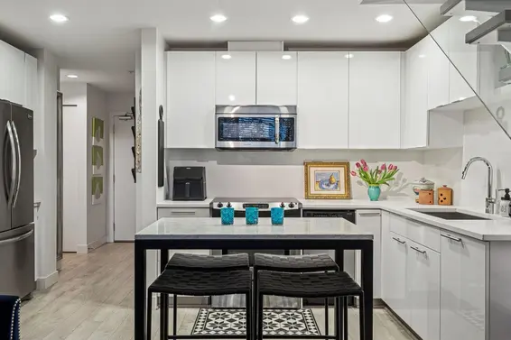 603 733 West 3rd Street, North Vancouver For Sale - image 13