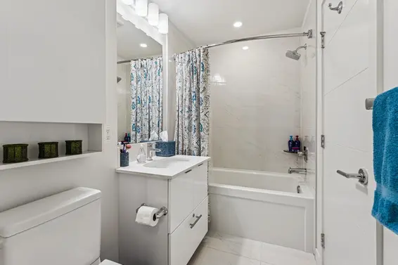 603 733 West 3rd Street, North Vancouver For Sale - image 17