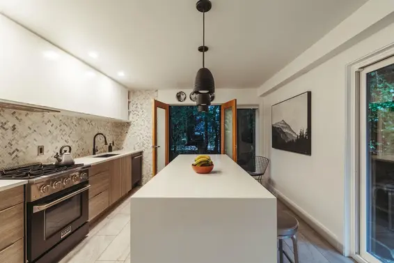 328 Monteray Avenue, North Vancouver For Sale - image 25