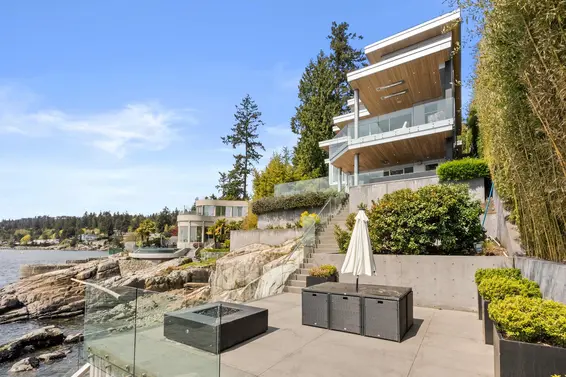 3906 Marine Drive, West Vancouver For Sale - image 1