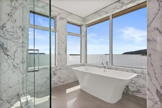 3906 Marine Drive, West Vancouver For Sale - image 11