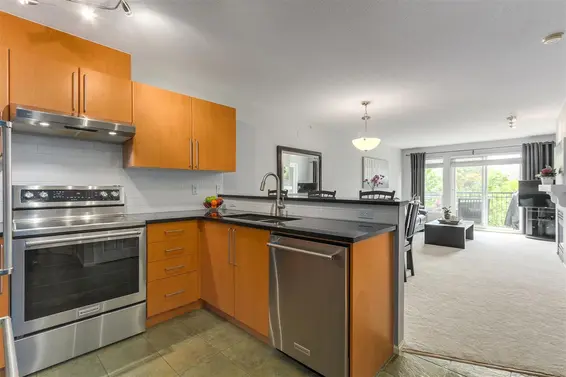 354 1100 East 29Th Street, North Vancouver