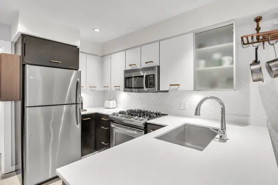 405 935 West 16th Street, North Vancouver For Sale - image 11